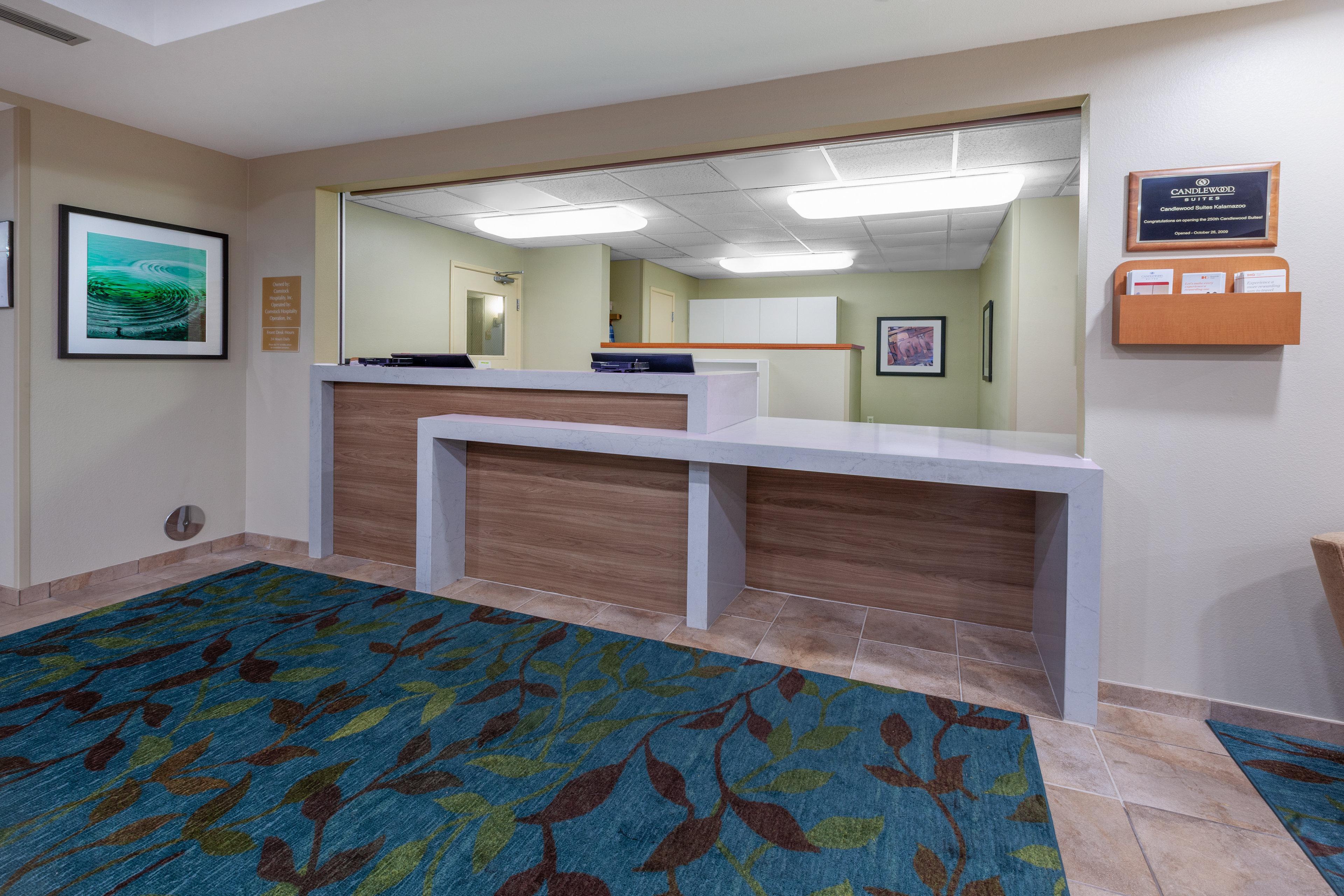 Candlewood Suites Kalamazoo By Ihg Exterior photo