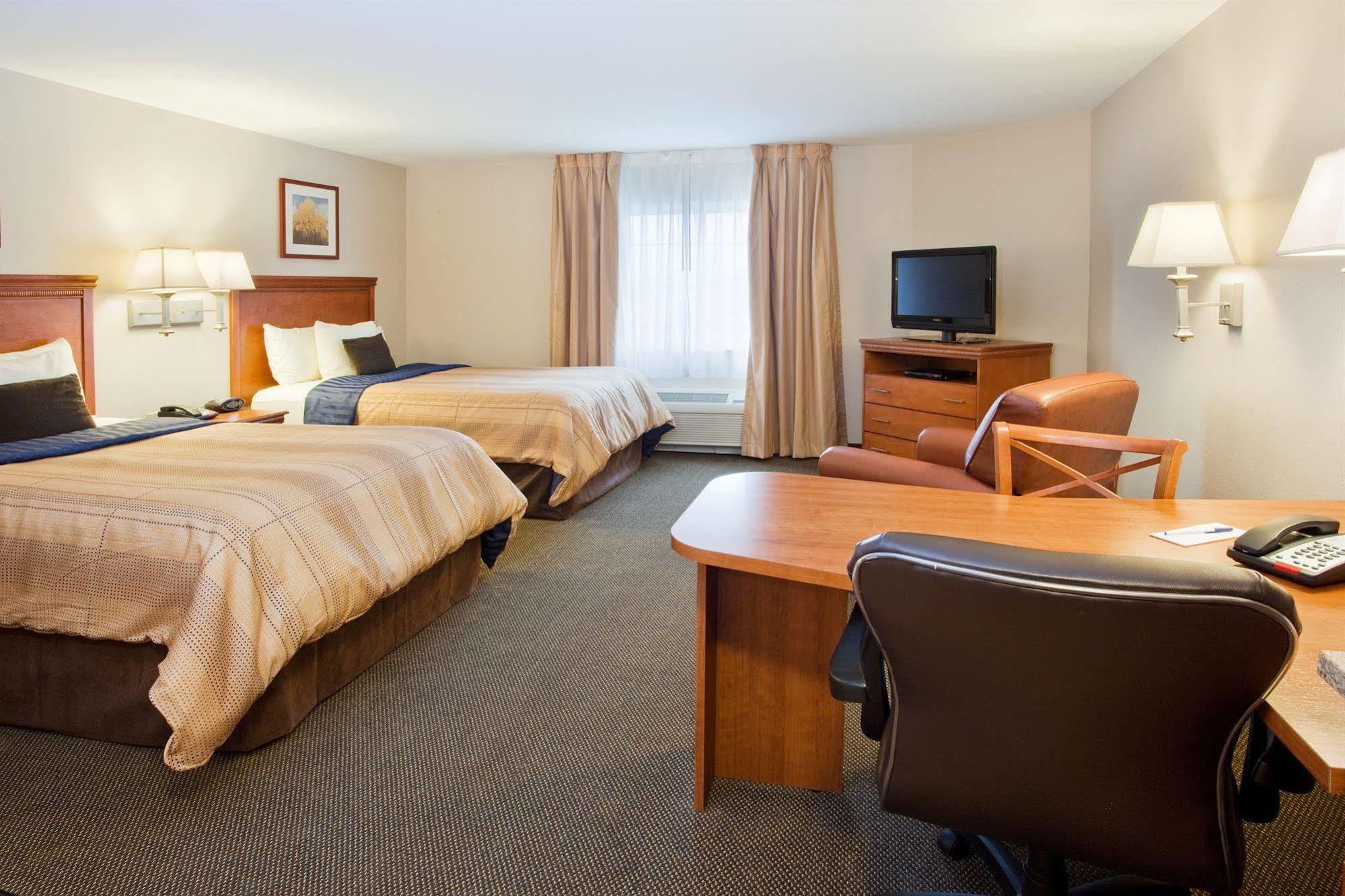 Candlewood Suites Kalamazoo By Ihg Room photo